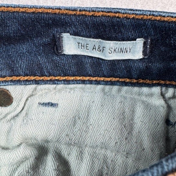 Abercrombie and Fitch Jeans Womens 29 Blue Skinny Low Rise Dark Wash Stretch - Picture 4 of 13